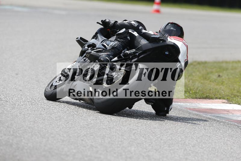 /24 08.06.2025 TZ Motorsport ADR/Gruppe gelb/backside